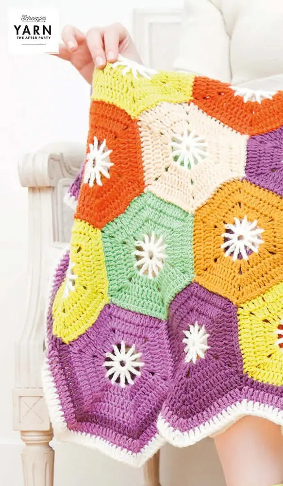 Patrón Impreso YARN The After Party nº 14 – Hexagon Blanket (Scheepjes) - Detalle 5