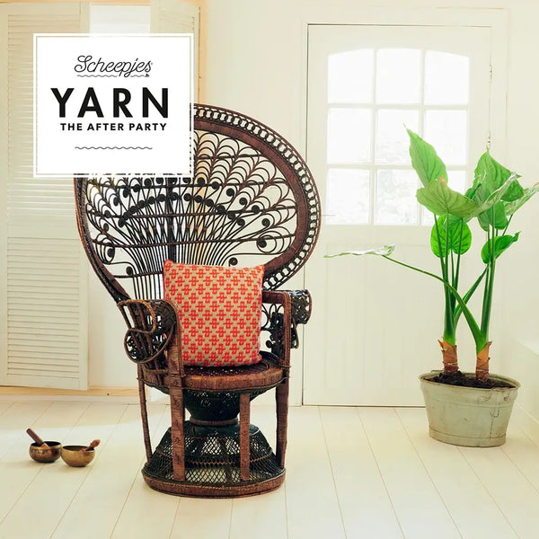 Patrón Impreso YARN The After Party nº 44 – Busy Bees Cushion (Scheepjes) - Detalle 4