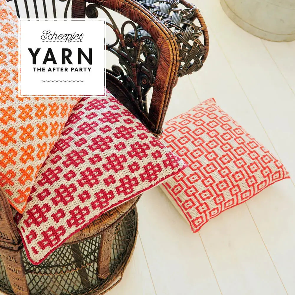 Patrón Impreso YARN The After Party nº 46 – Electric Dreams Cushion (Scheepjes) - Detalle 2