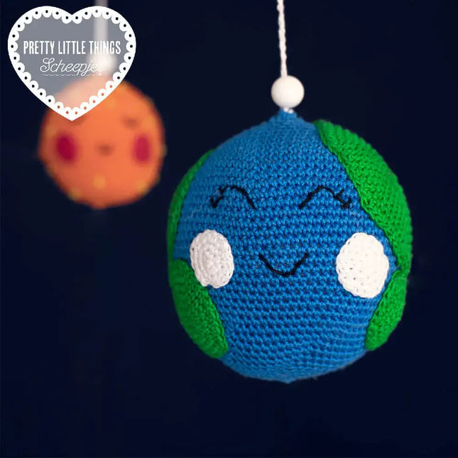 Patrón impreso Pretty Little Things nº 22 – Space (Scheepjes) - Detalle 2