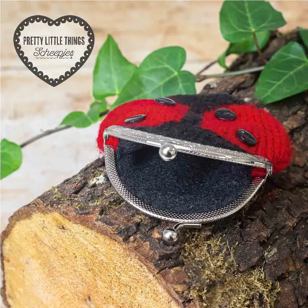 Patrón impreso Pretty Little Things nº 25 – Minibeasts (Scheepjes) - Detalle 1