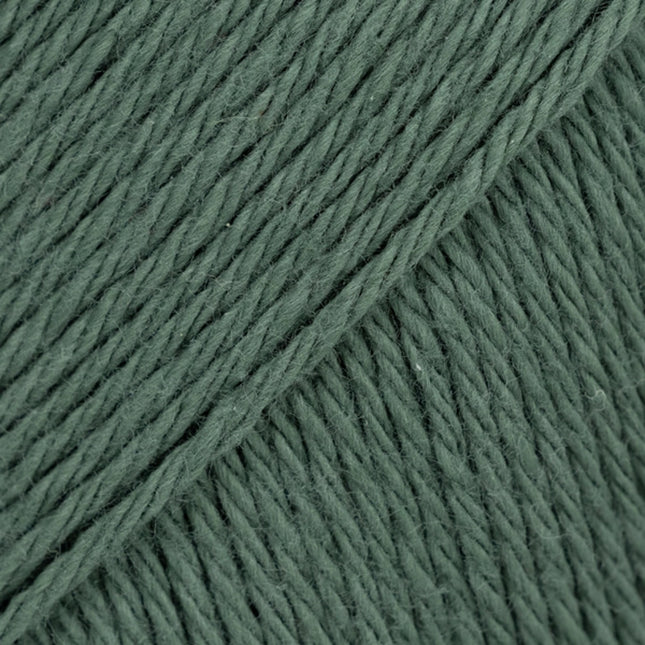 Magic Uni Colour (84) - Bosque Brumoso | Vista de una muestra de color de algodón de la marca Drops