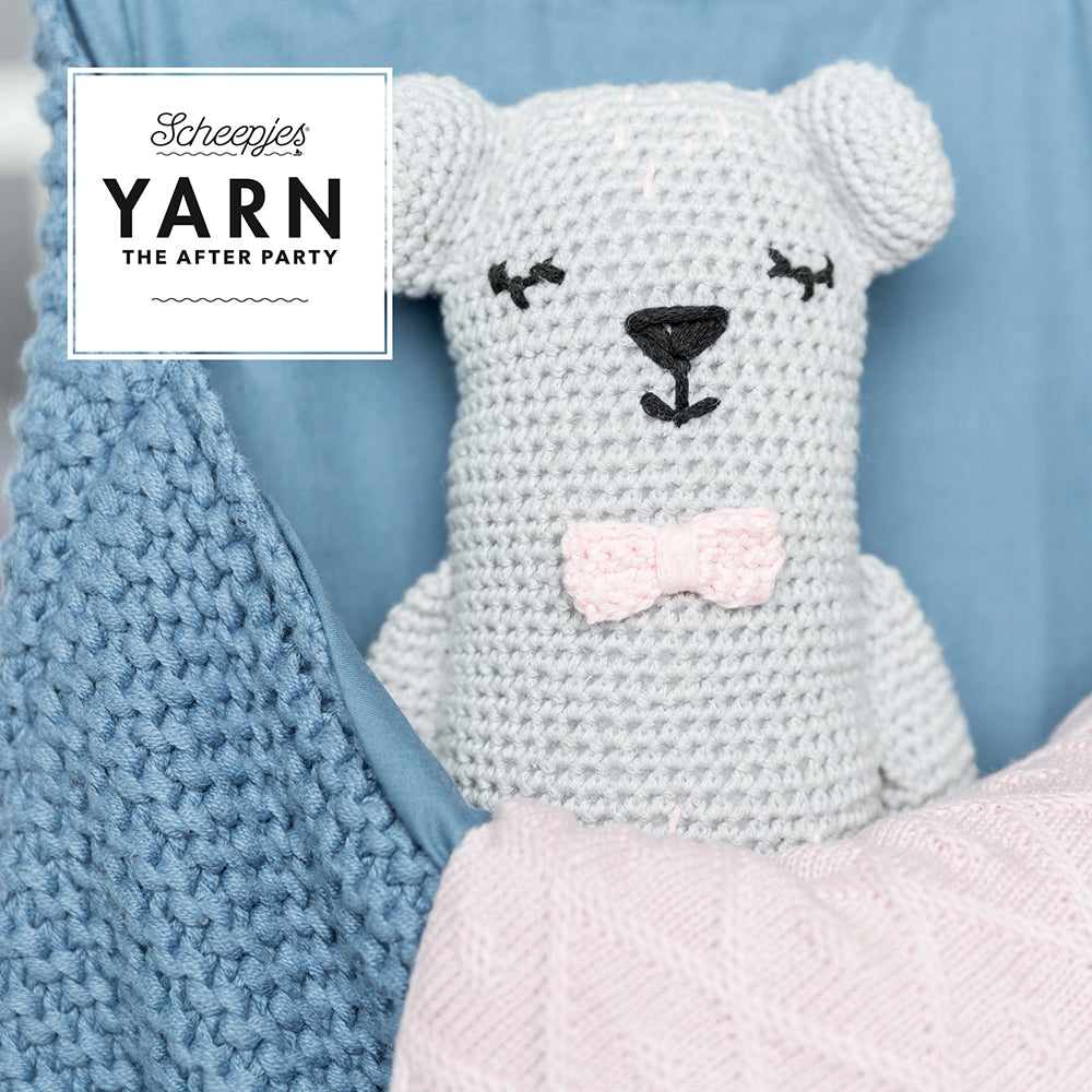 Scheepjes Linen Soft - Imagen de detalle de amigurumi (osito) tejido con Linen Soft