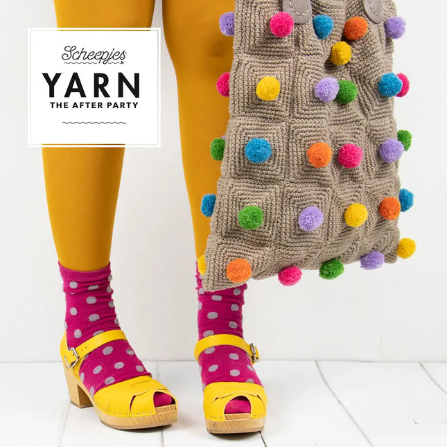 SCHEEPJES - Metropolis colour pack - Imagen de una bolsa (tote bag) tejida con hilos Metropolis