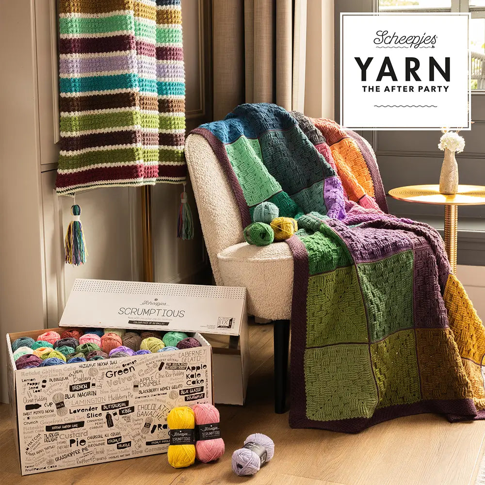 SCHEEPJES - Scrumptious colour pack - Imagen compuesta por caja de ovillos junto a sillón con una manta tejida con este hilo