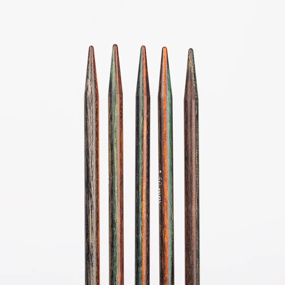 Set de Agujas de Doble Punta DROPS Pro Romance - Puntas de las agujas con zoom