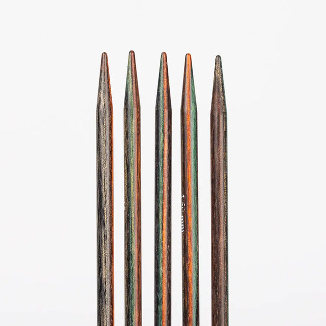 Set de Agujas de Doble Punta DROPS Pro Romance - Puntas de las agujas con zoom